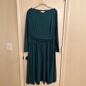 Boden Green Pleated Midi Dress EUC